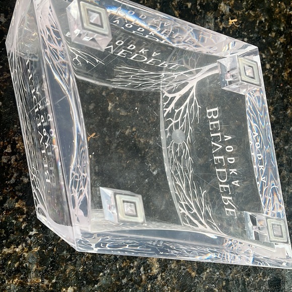 Vintage from the 60s Belvedere Vodka ice bucket - Picture 3 of 5